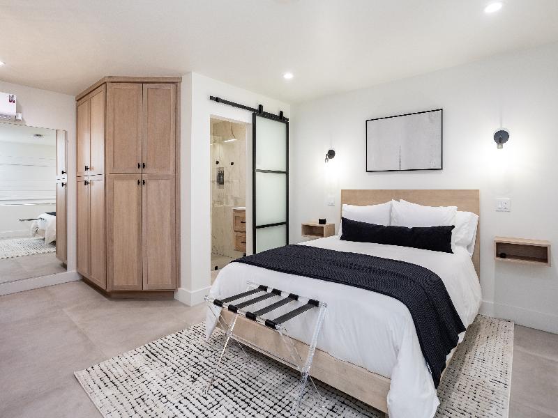 Hotel Bayit image