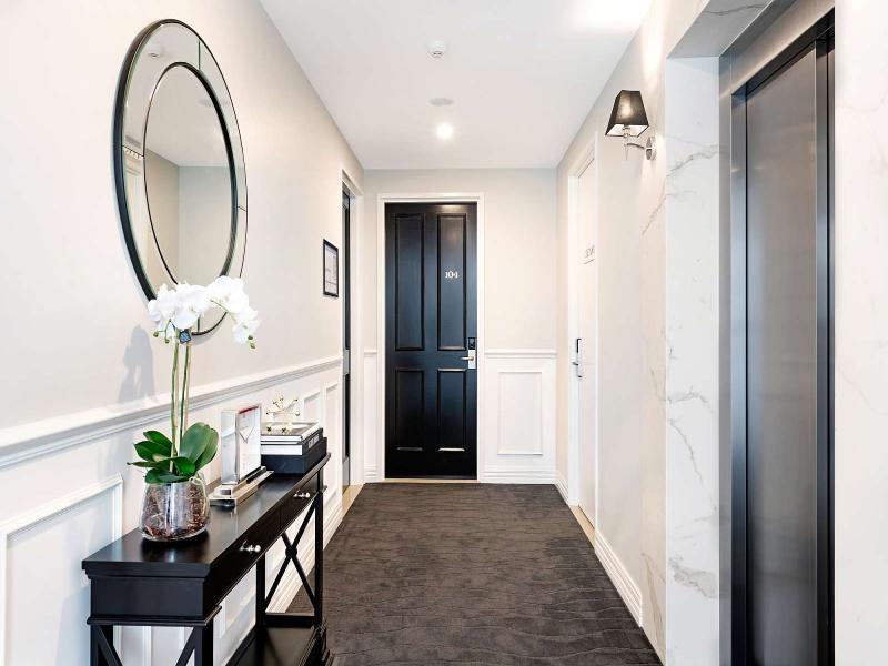 Manhattan Apartments Glen Iris image
