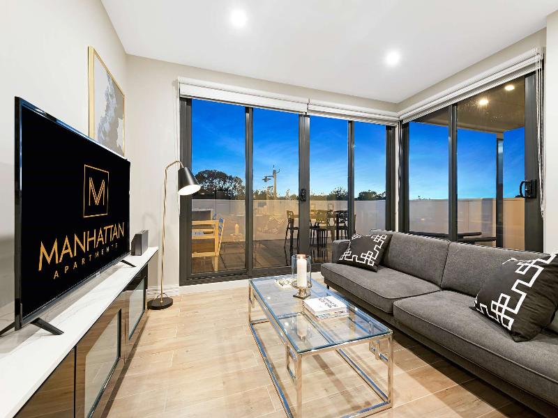 Manhattan Apartments Glen Iris image