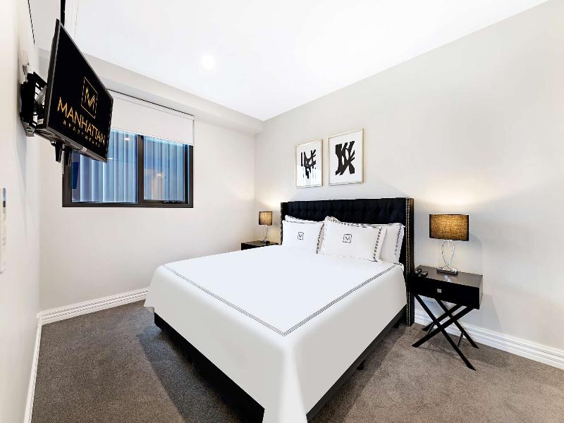 Manhattan Apartments Glen Iris image