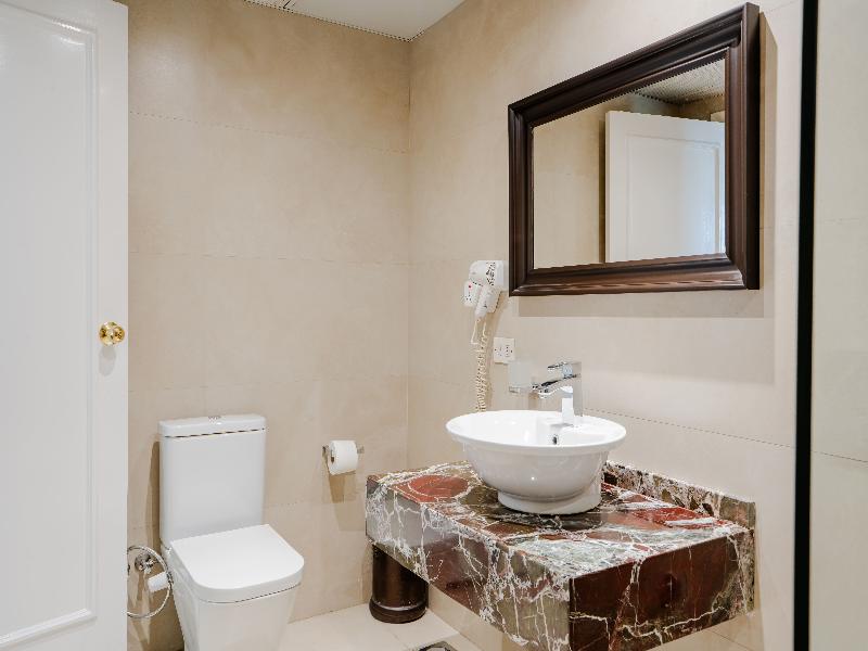 Om Kolthoom Hotel image