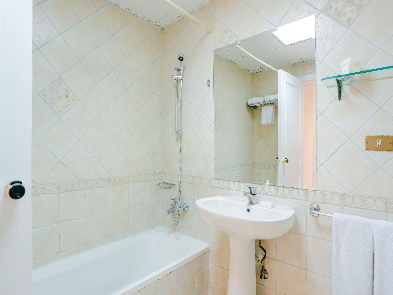 Om Kolthoom Hotel image