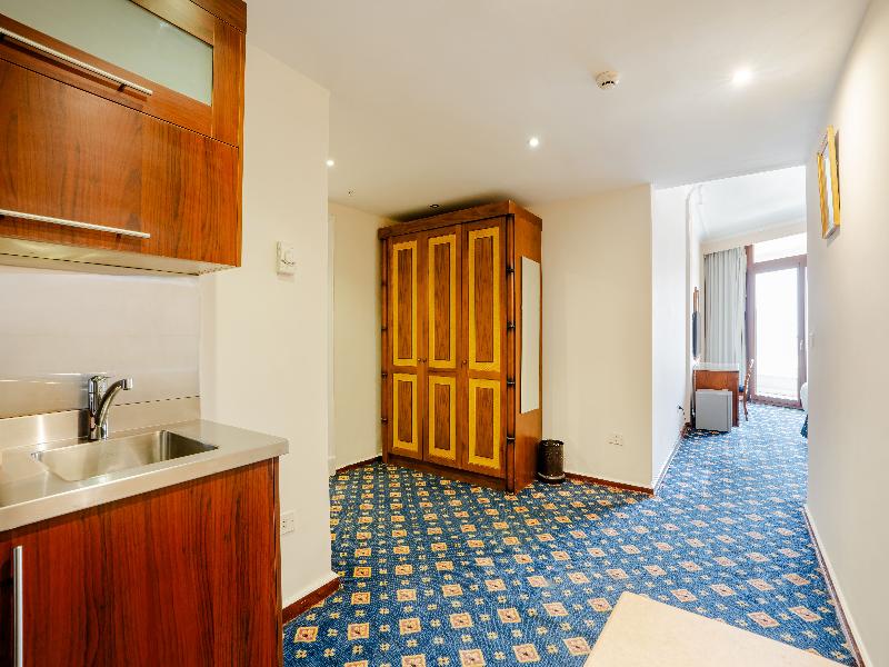 Om Kolthoom Hotel image