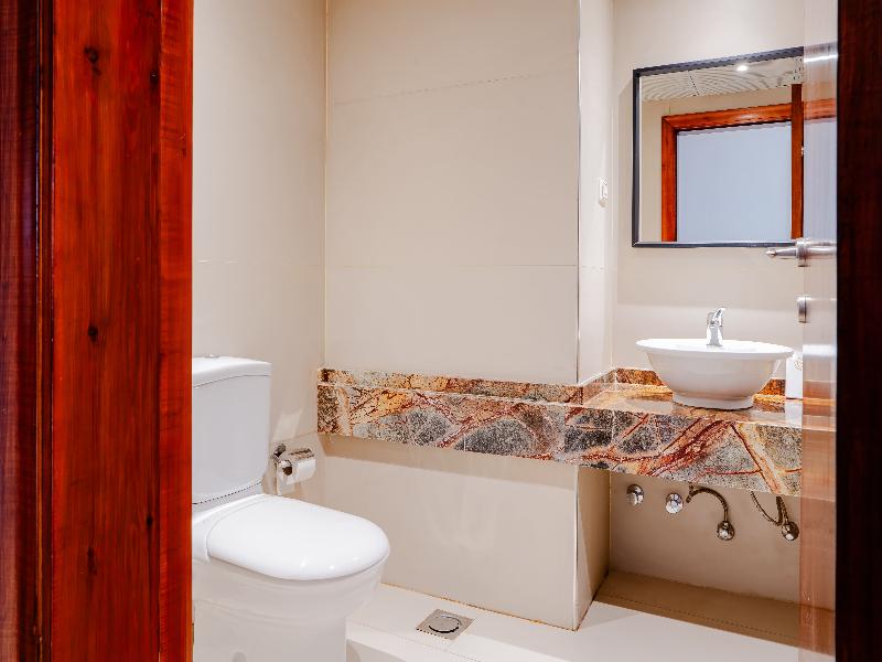 Om Kolthoom Hotel image
