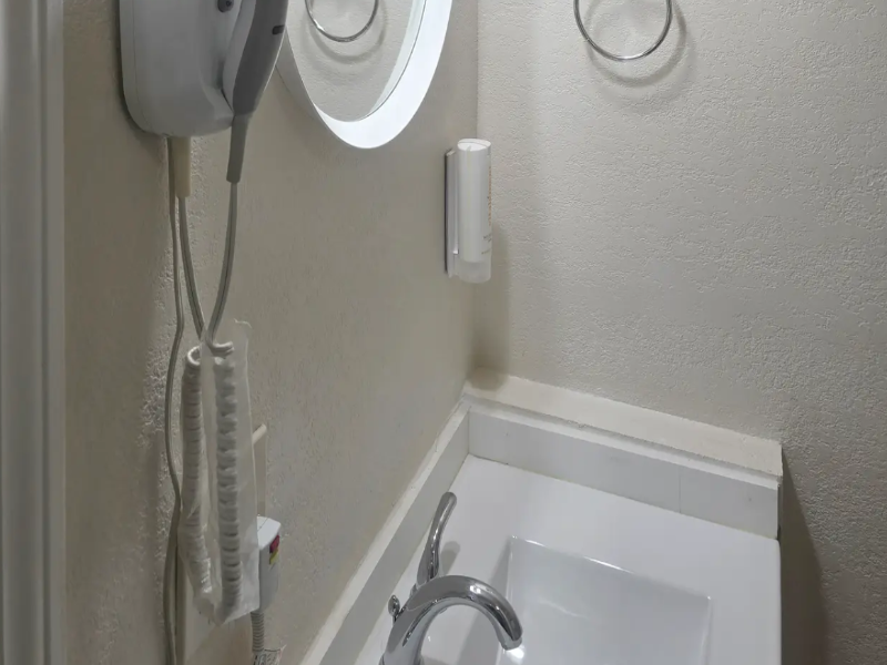 Rodeway Inn image