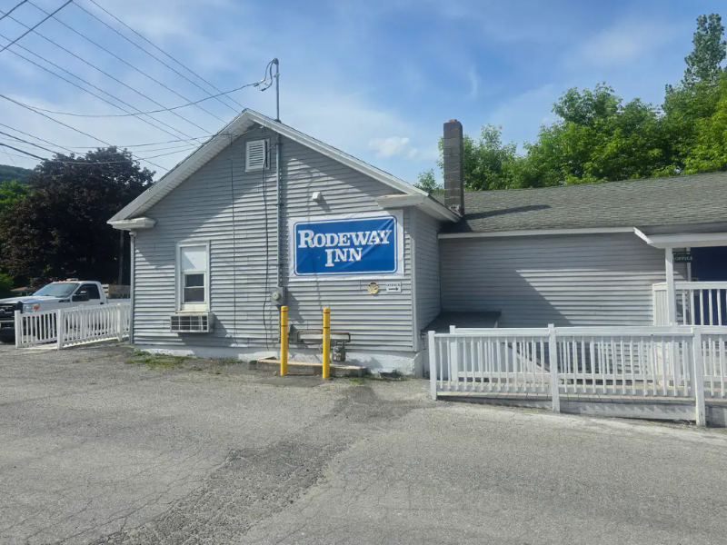 Rodeway Inn image