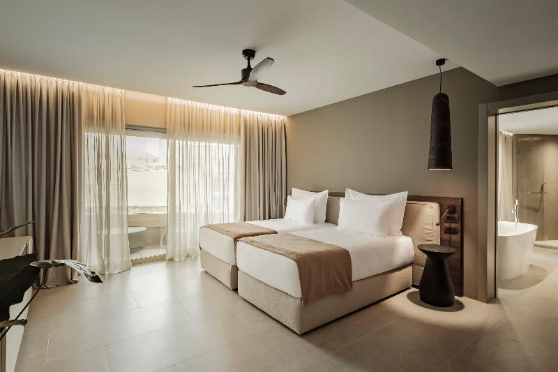 Ax The Heights Residences - Adults Only image