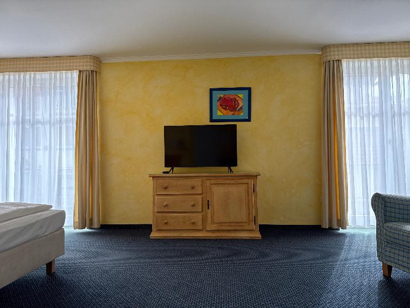 Strandhotel Sonnenburg image