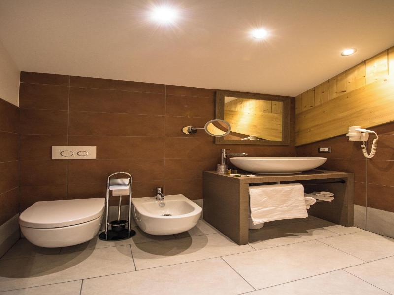 Golden Park Resort image