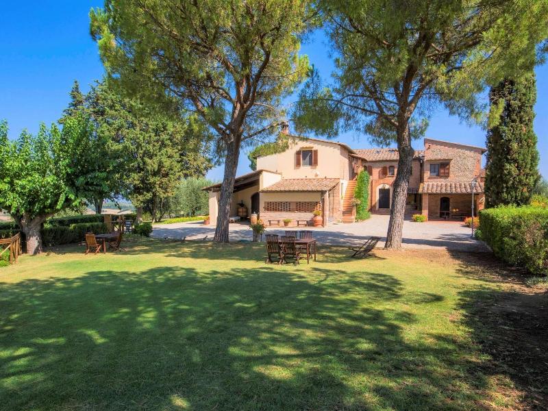 Hideaway Near San Gimignano image