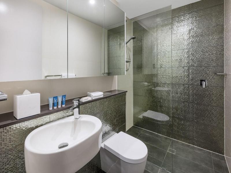 Meriton Suites North Sydney image
