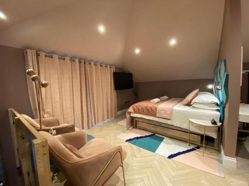 Ailim House Serviced Cottage image