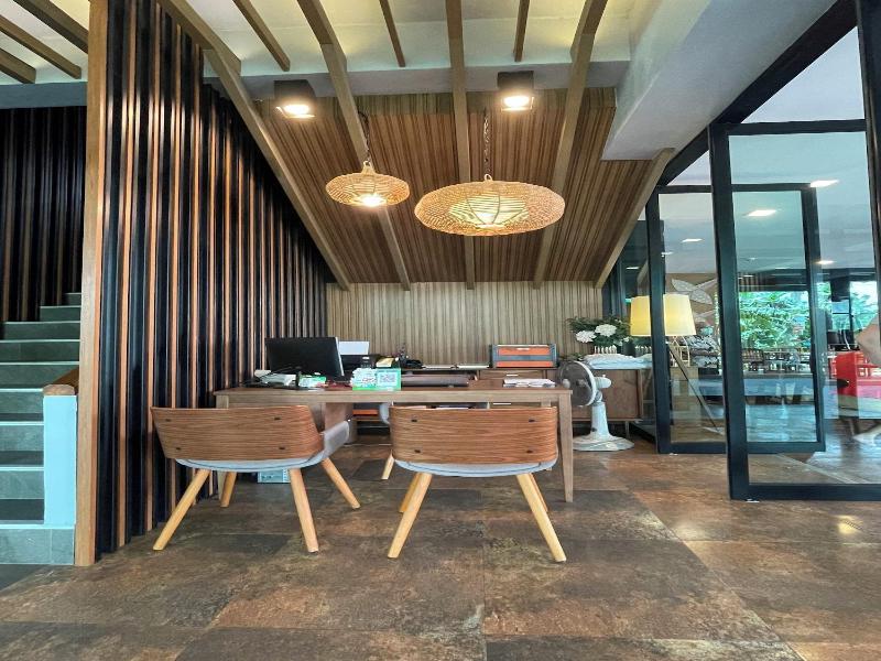 The Bedrooms Maeklong Service Apartment image