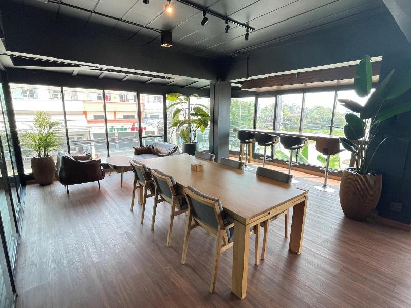 The Bedrooms Maeklong Service Apartment image