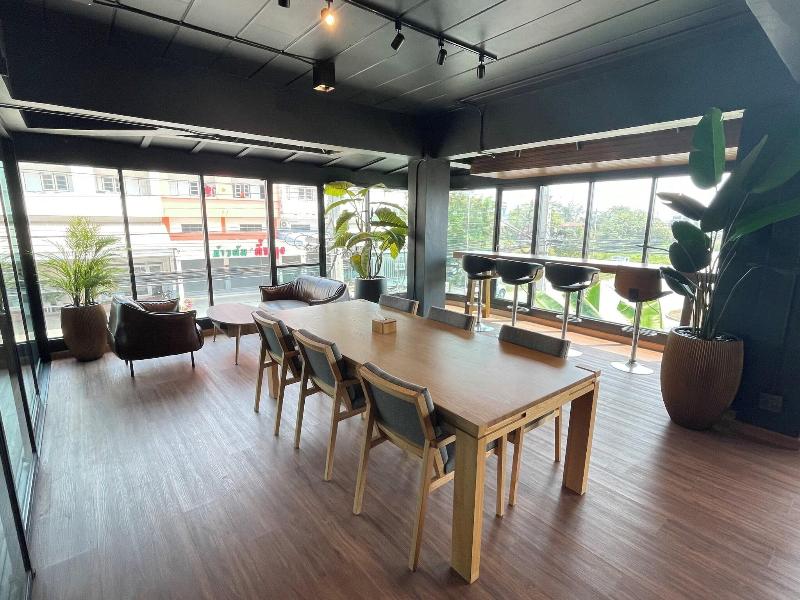 The Bedrooms Maeklong Service Apartment image