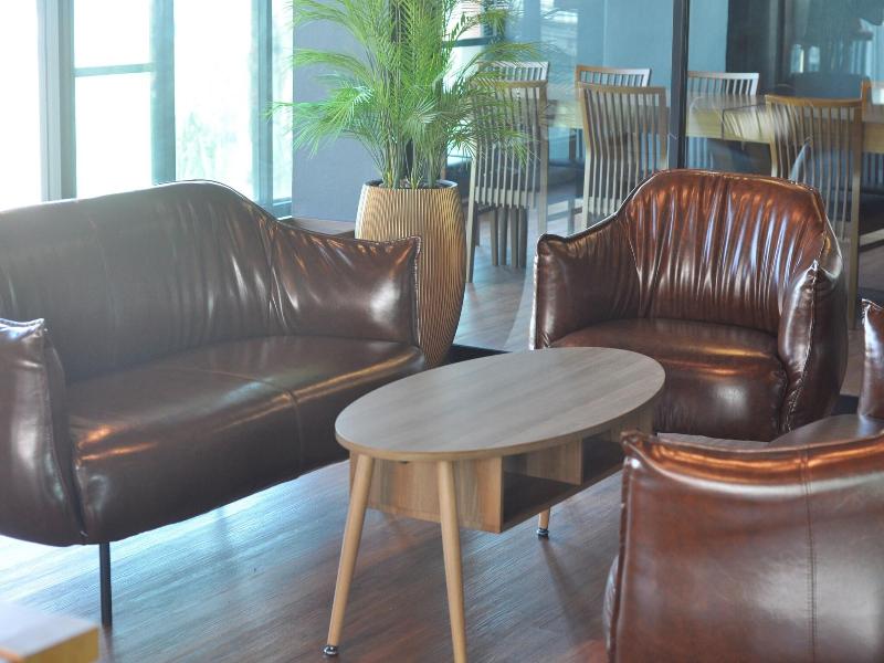The Bedrooms Maeklong Service Apartment image