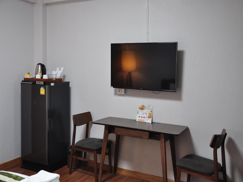 The Bedrooms Maeklong Service Apartment image