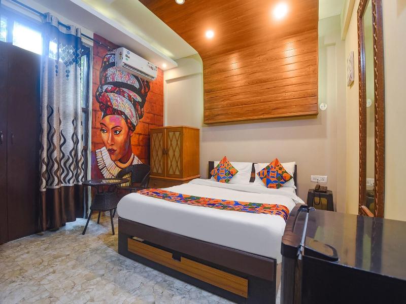 Fabexpress Corinthia Boutique Rooms Candolim Beach image