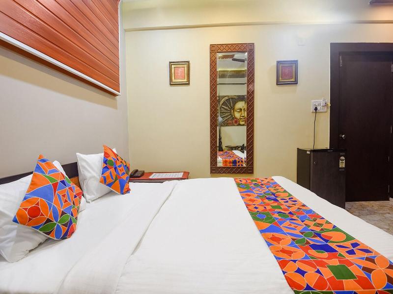 Fabexpress Corinthia Boutique Rooms Candolim Beach image