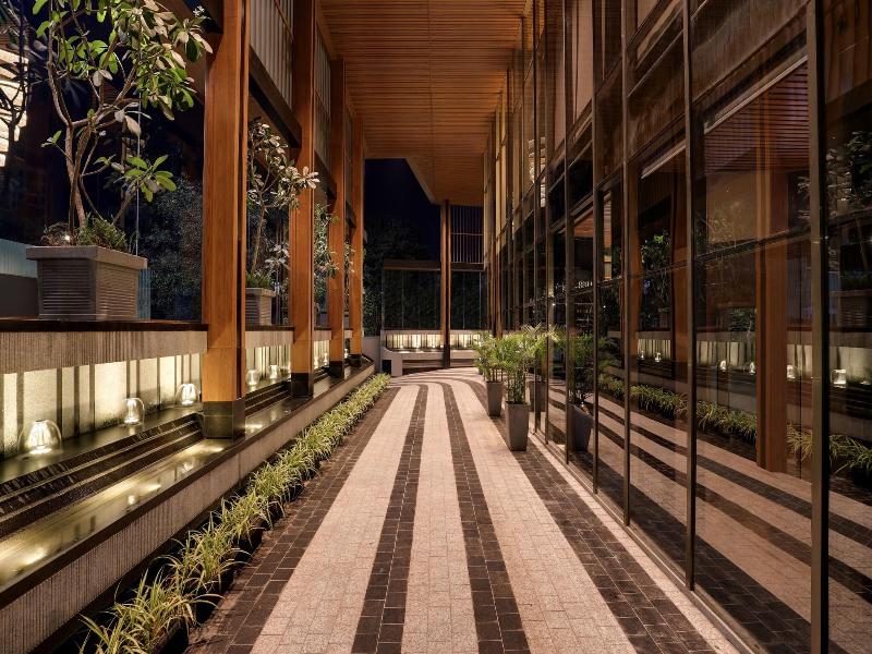 Lemon Tree Premier Malad Mumbai image