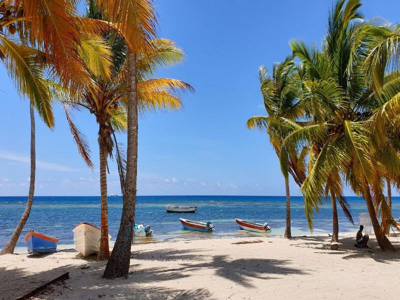 Playa Blanca Bed Breakfast image