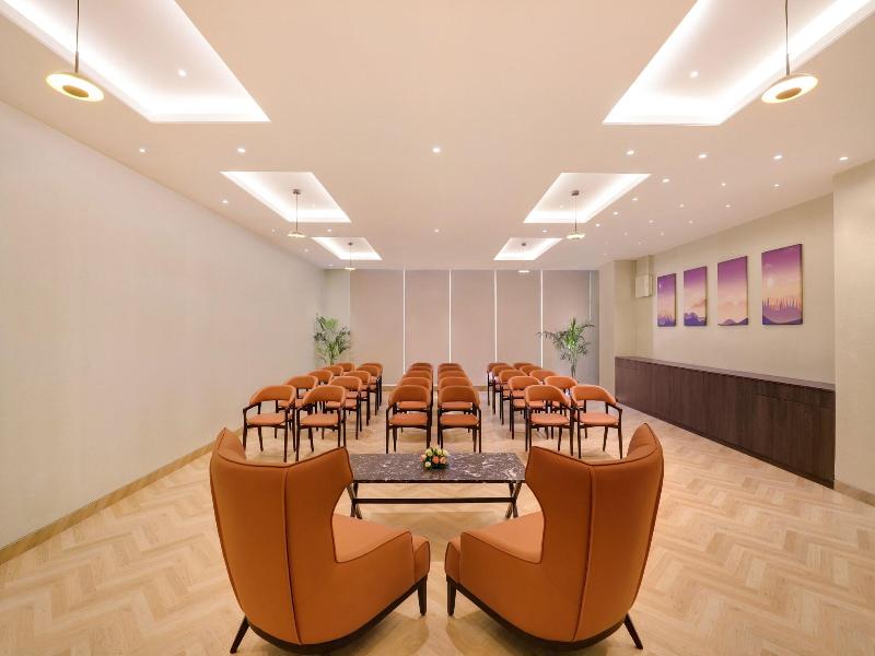 Keys Select By Lemon Tree Hotels Udaipur image