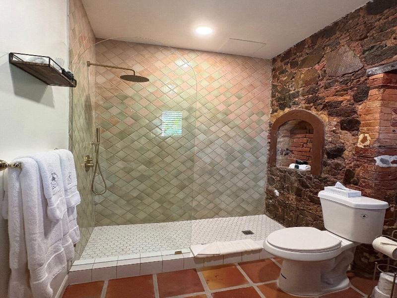 Hotel 1829 image