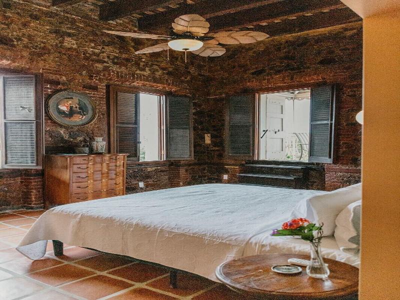 Hotel 1829 image