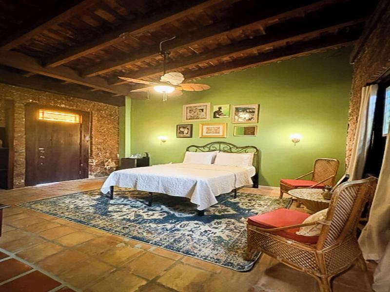 Hotel 1829 image