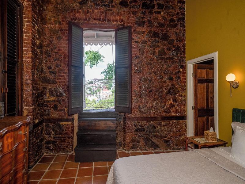 Hotel 1829 image