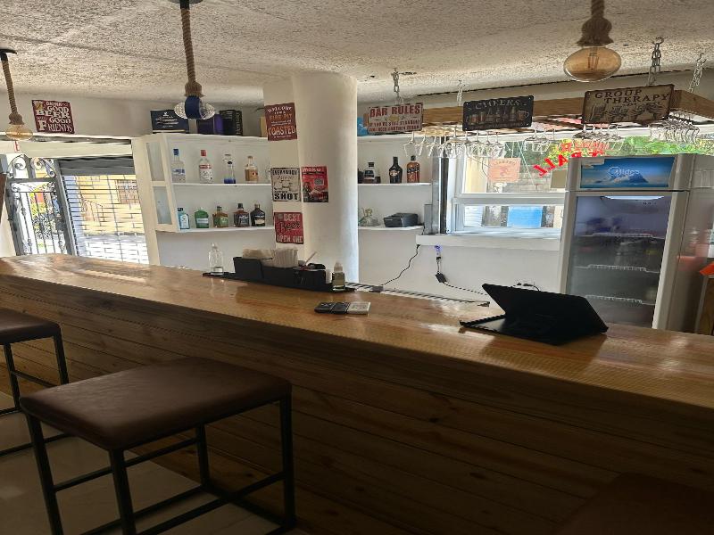 Hillmon's Hotel Bar & Lounge image