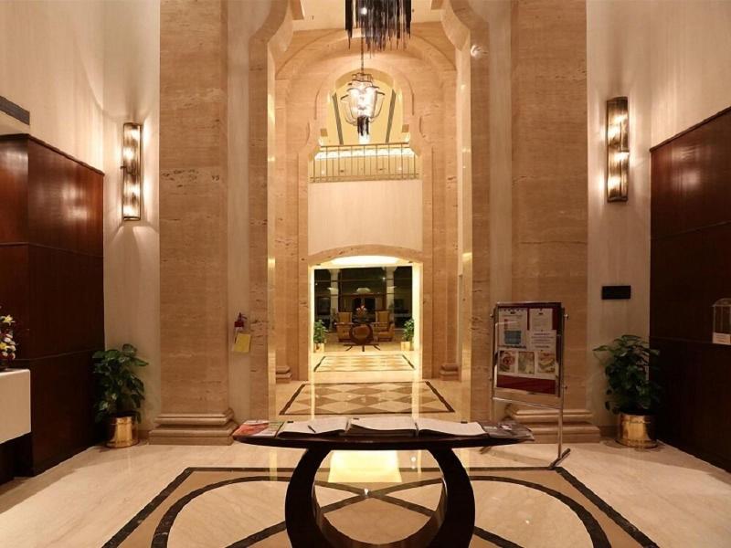 Dlf Club 5 image