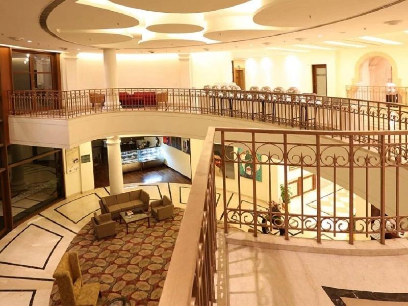 Dlf Club 5 image