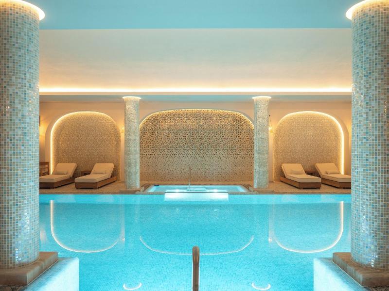 Vila Ebel Hotel Pool & Spa image