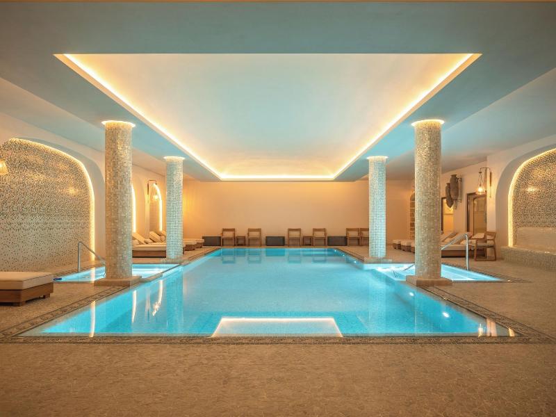 Vila Ebel Hotel Pool & Spa image