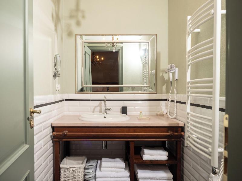 Vila Ebel Hotel Pool & Spa image