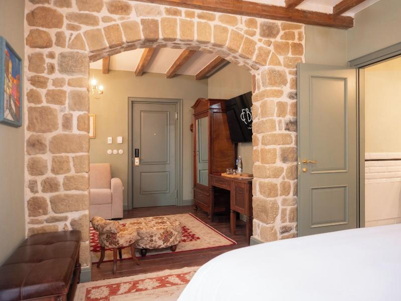 Vila Ebel Hotel Pool & Spa image
