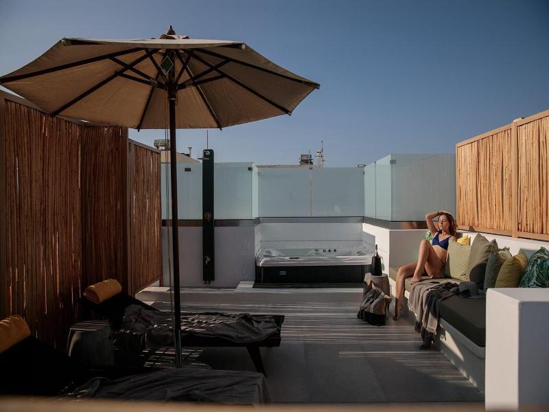 Makava Suites Naxos image