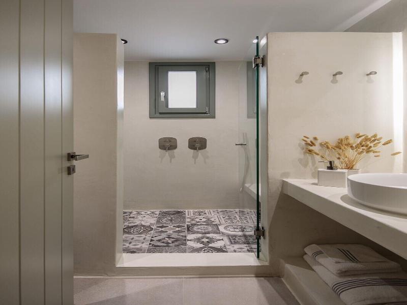 Makava Suites Naxos image