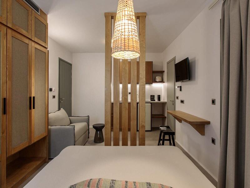Makava Suites Naxos image