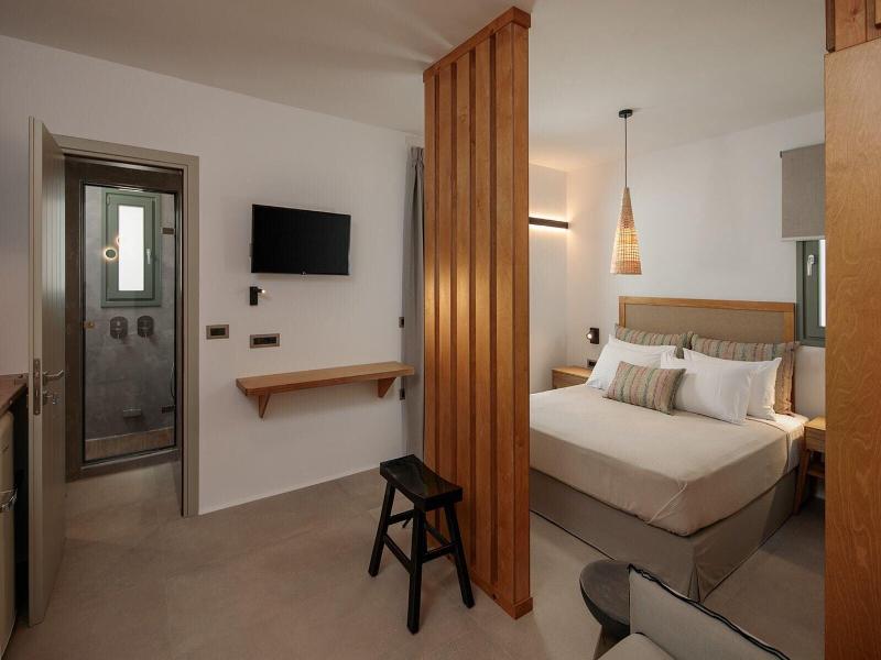Makava Suites Naxos image