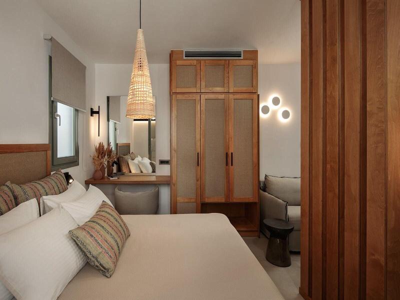 Makava Suites Naxos image
