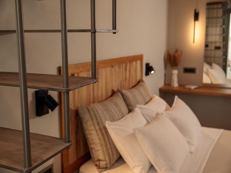 Makava Suites Naxos image