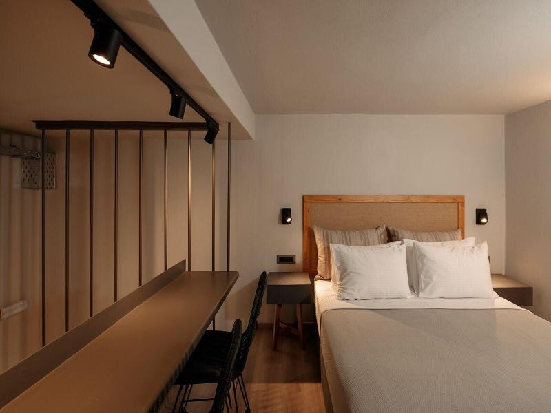 Makava Suites Naxos image