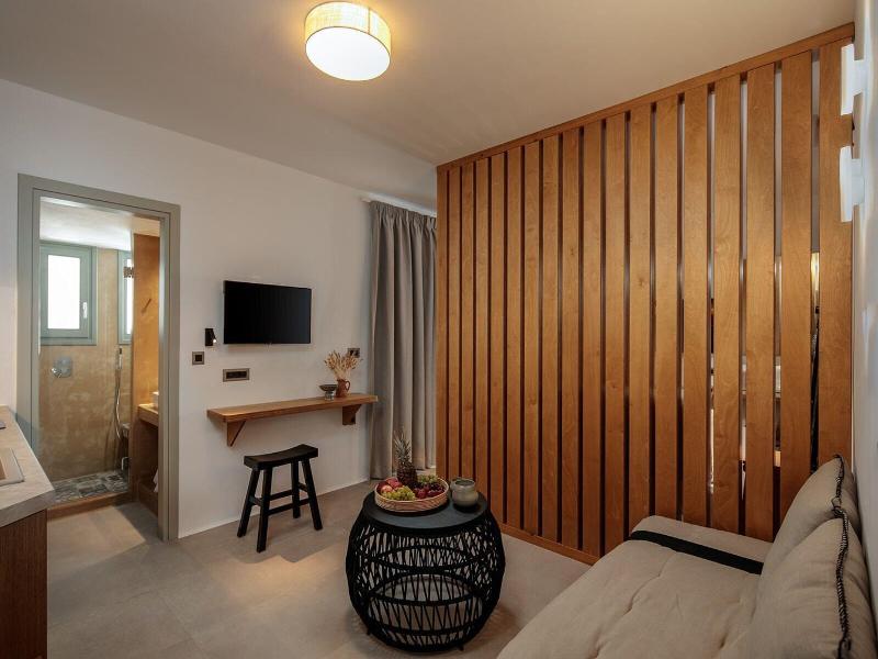 Makava Suites Naxos image