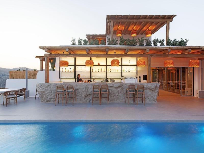 Whiteart Suites