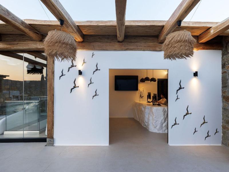 Whiteart Suites