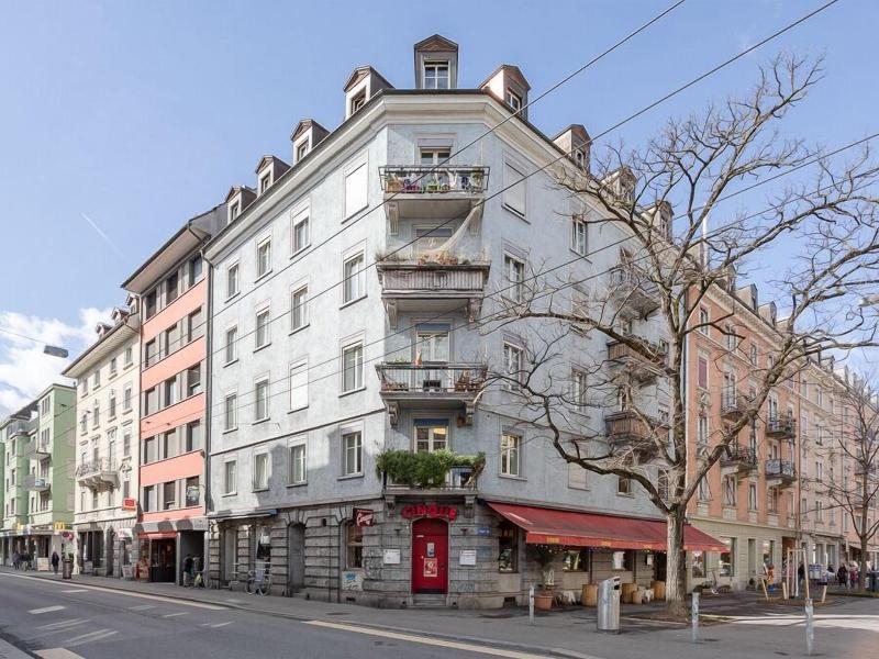Swiss Star Longstreet image
