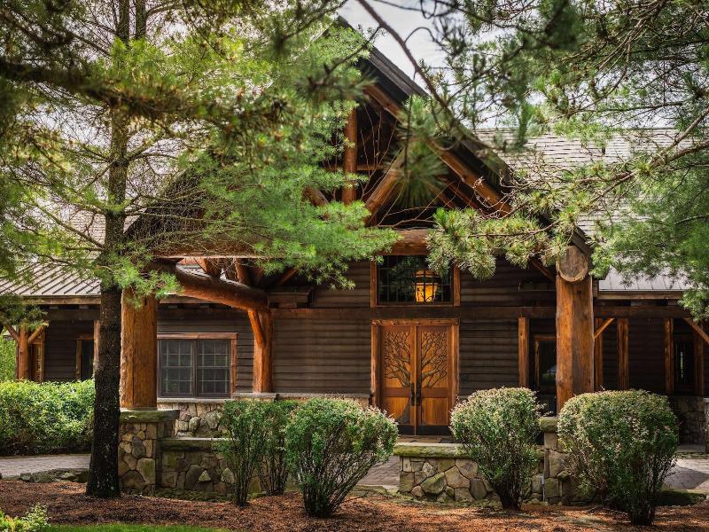 The Chatwal Lodge image