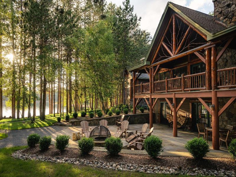 The Chatwal Lodge image